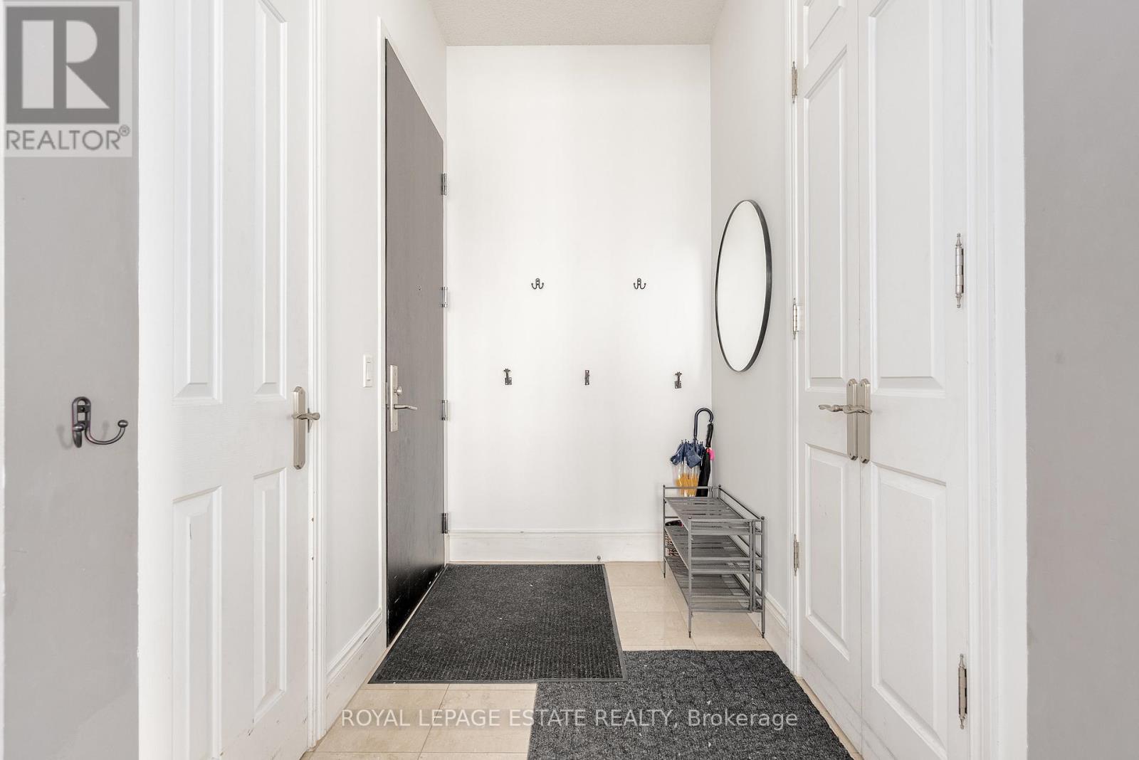 Photo 2 of Ph 06 763 Bay Street, Toronto ON