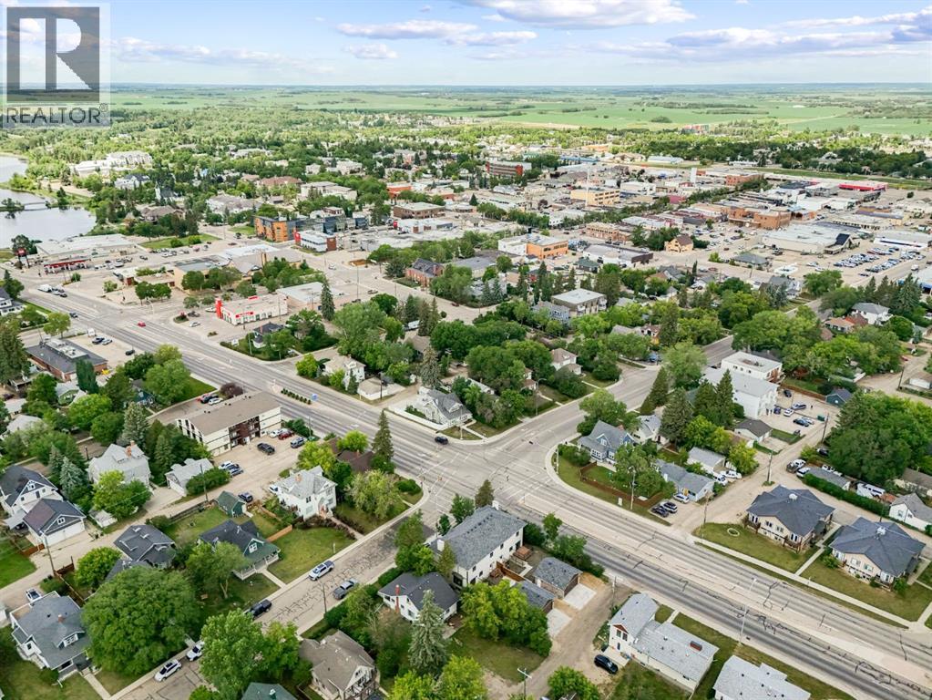 Photo 7 of 4723 48 Street, Camrose AB
