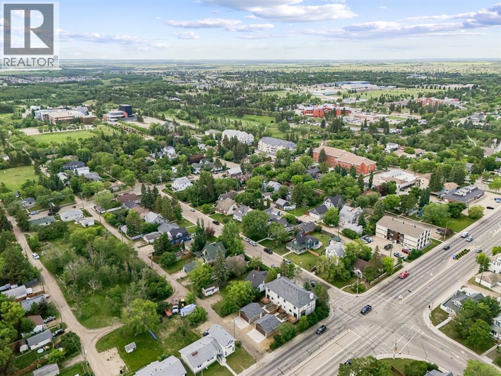 Photo 8 of 4723 48 Street, Camrose AB