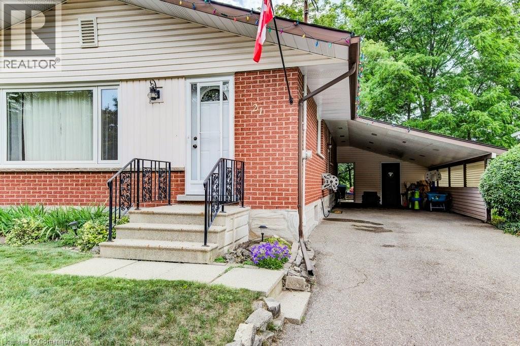 Photo 2 of 21 Ruskview Road, Kitchener ON
