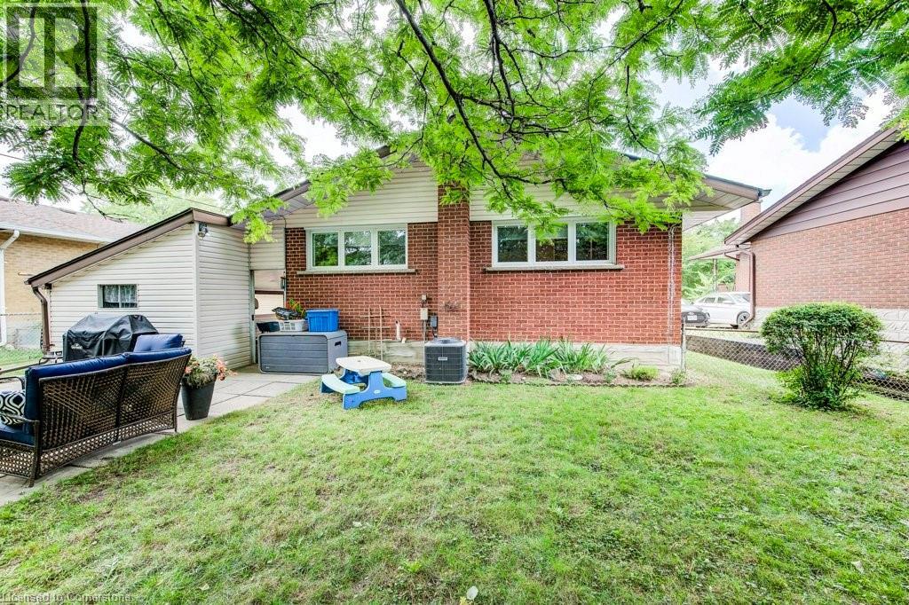 Photo 32 of 21 Ruskview Road, Kitchener ON