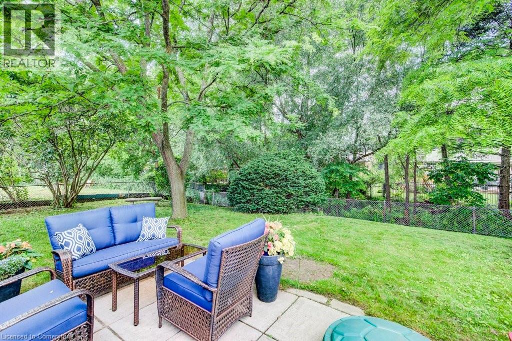 Photo 38 of 21 Ruskview Road, Kitchener ON