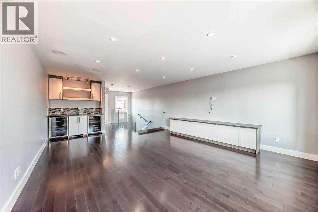 Photo 32 of 2414 31 Avenue Sw, Calgary AB
