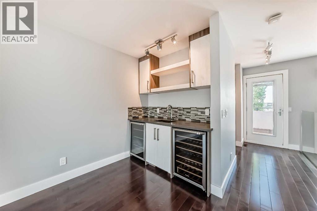 Photo 31 of 2414 31 Avenue Sw, Calgary AB