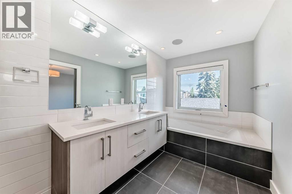 Photo 21 of 2414 31 Avenue Sw, Calgary AB