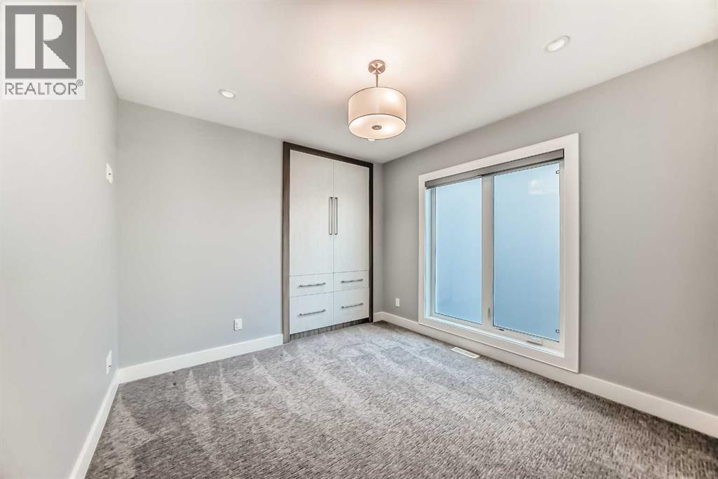Photo 24 of 2414 31 Avenue Sw, Calgary AB