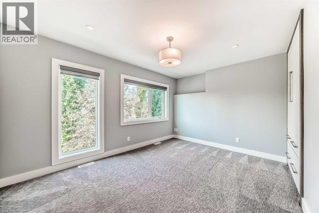 Photo 25 of 2414 31 Avenue Sw, Calgary AB