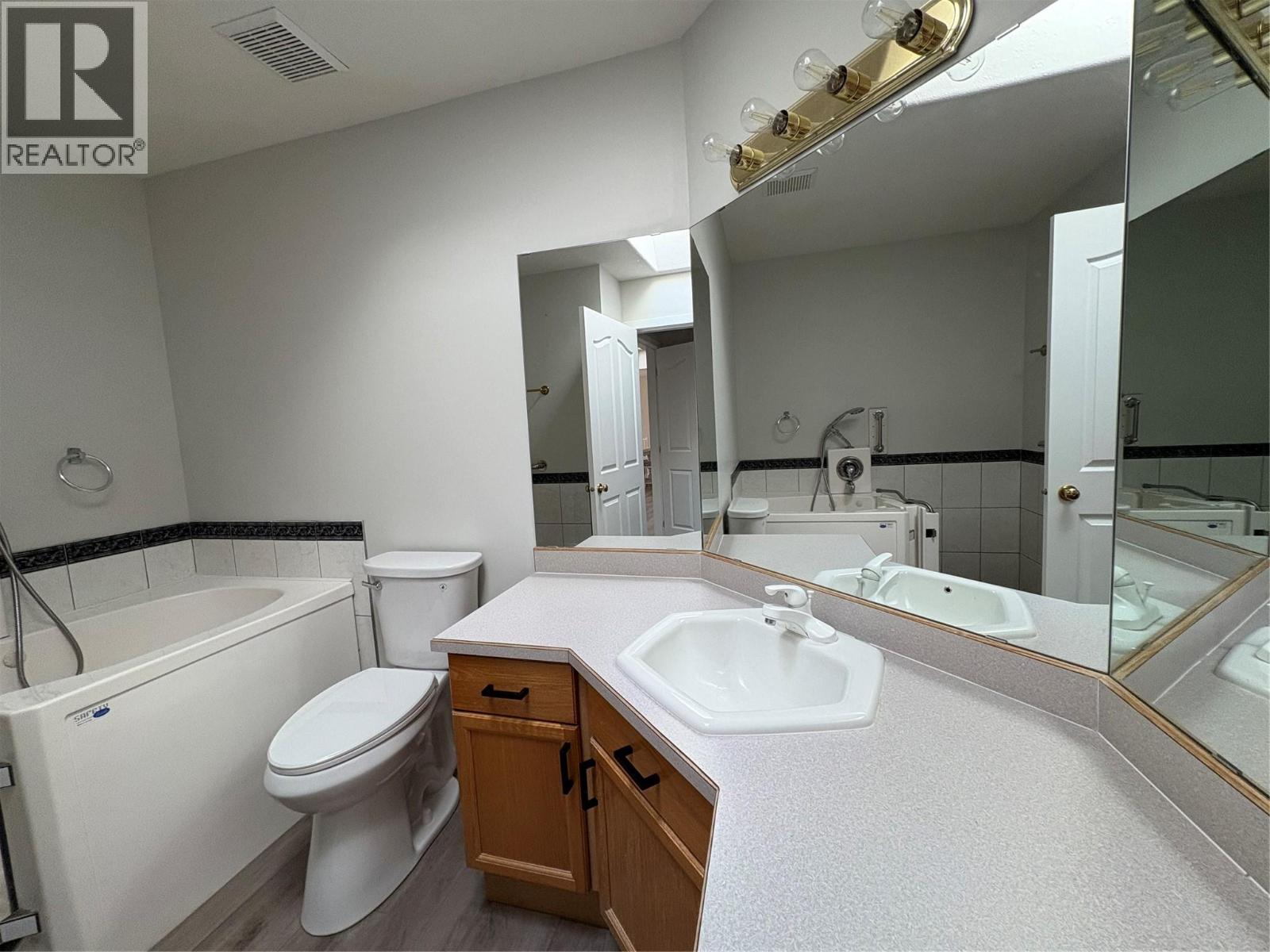 192 2330 Butt Road, Westbank