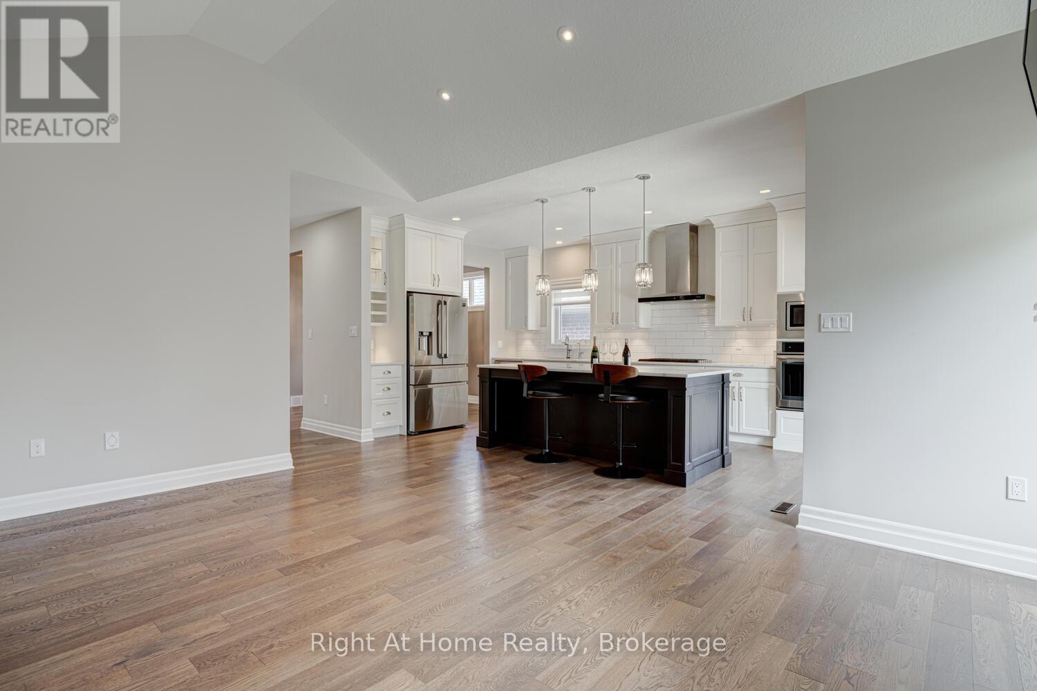 Photo 12 of 1038 Trailsway Avenue, London South ON
