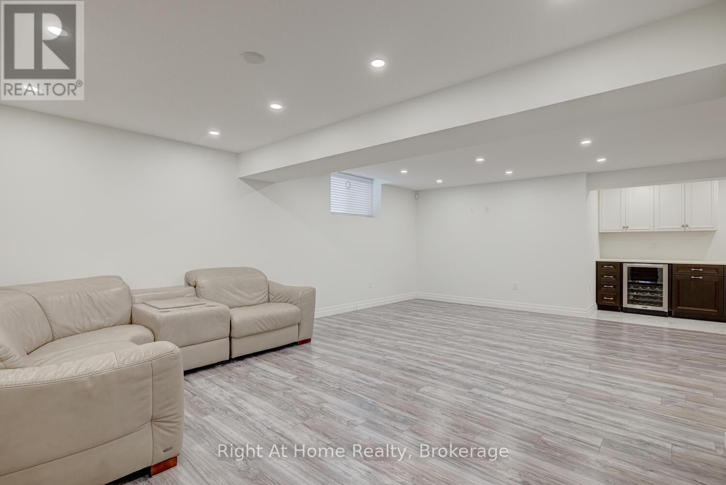 Photo 38 of 1038 Trailsway Avenue, London South ON