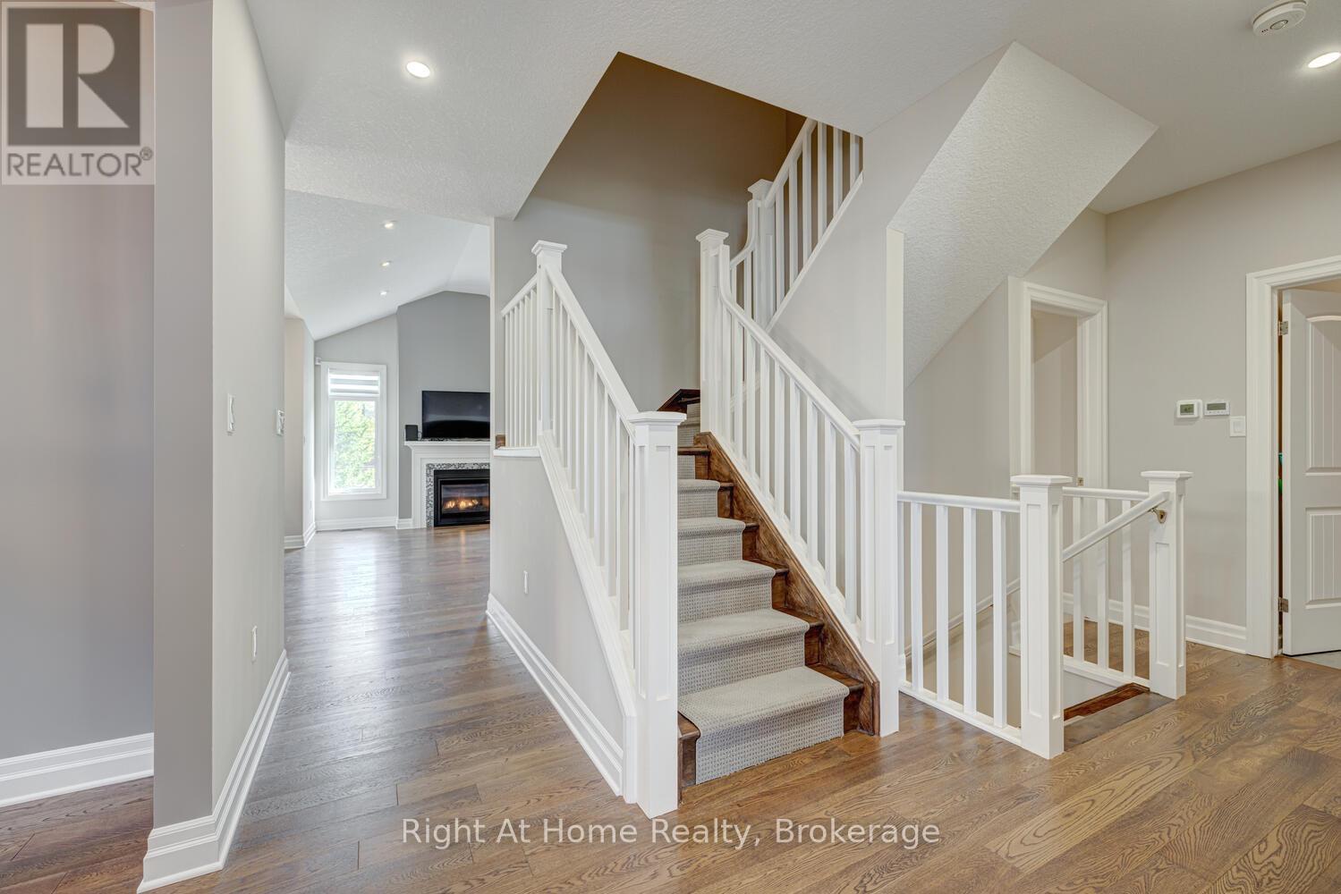 Photo 6 of 1038 Trailsway Avenue, London South ON