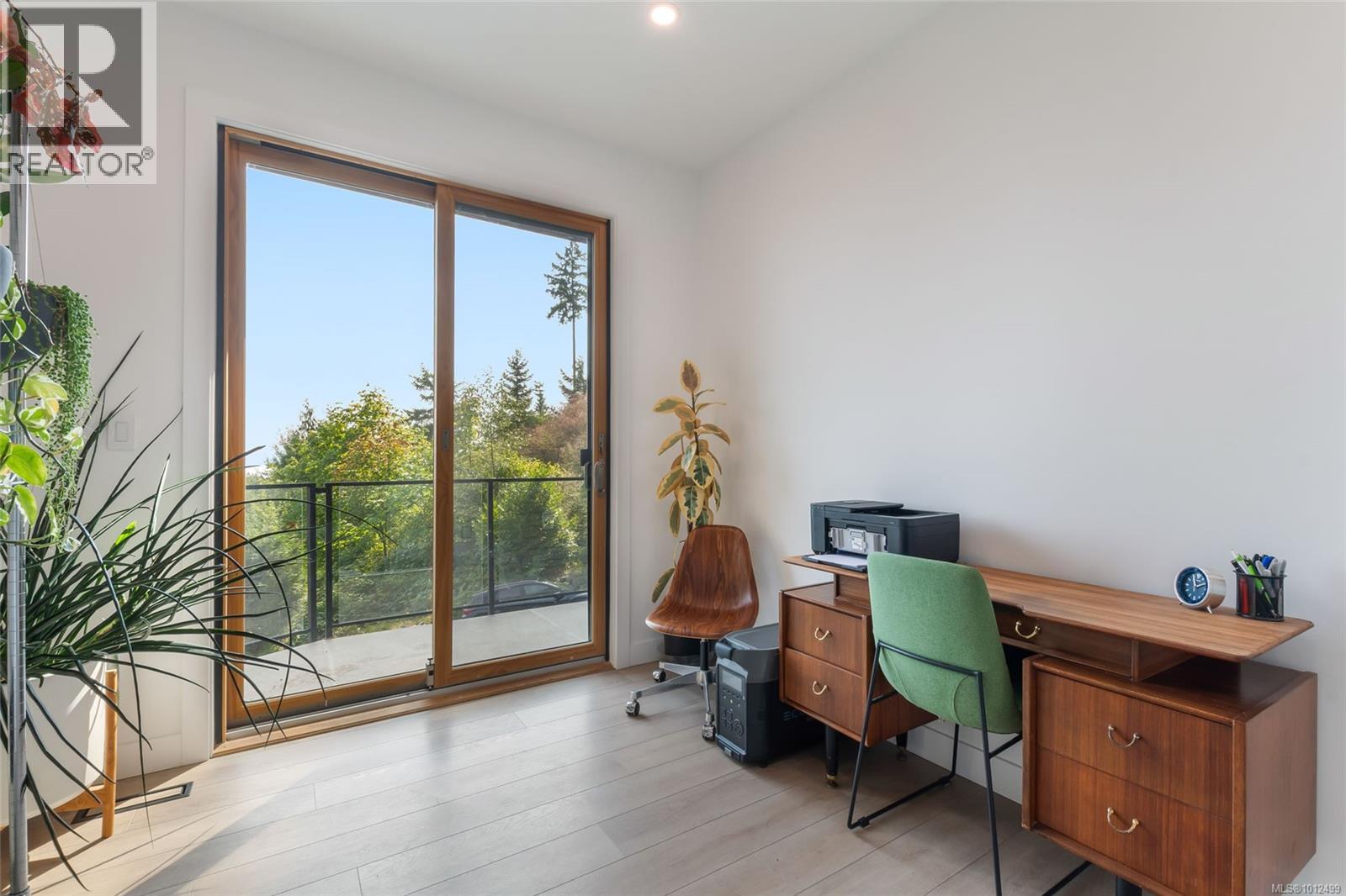 824 Craig Rd, Ladysmith