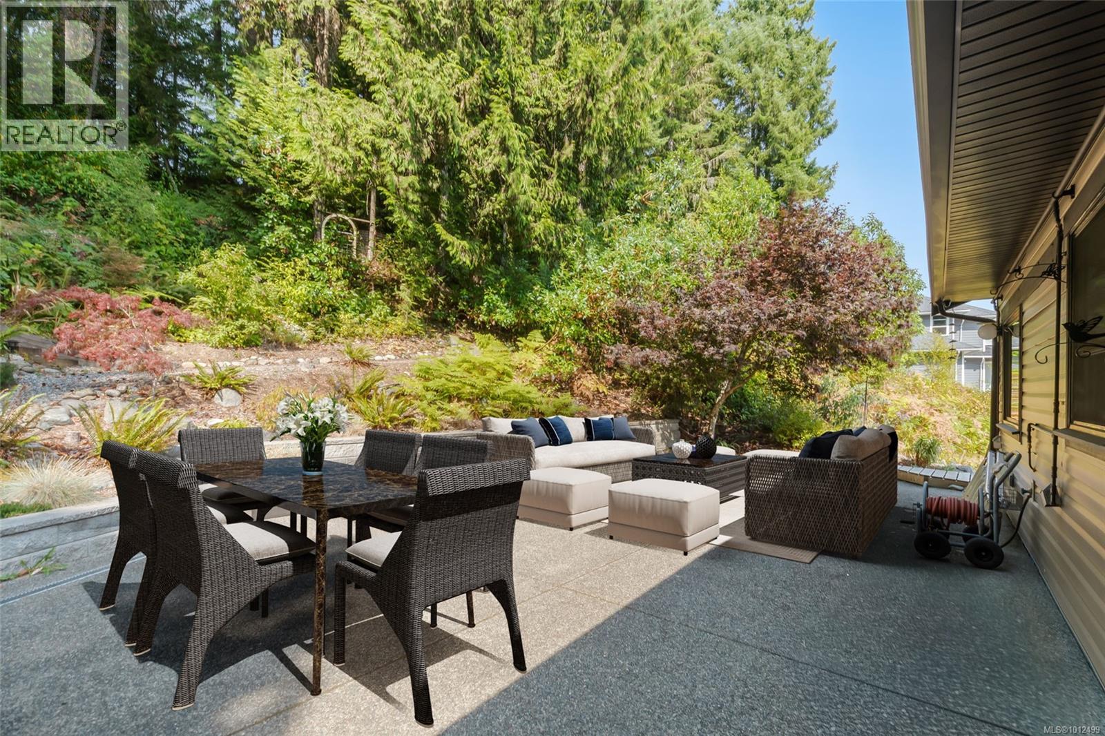 824 Craig Rd, Ladysmith
