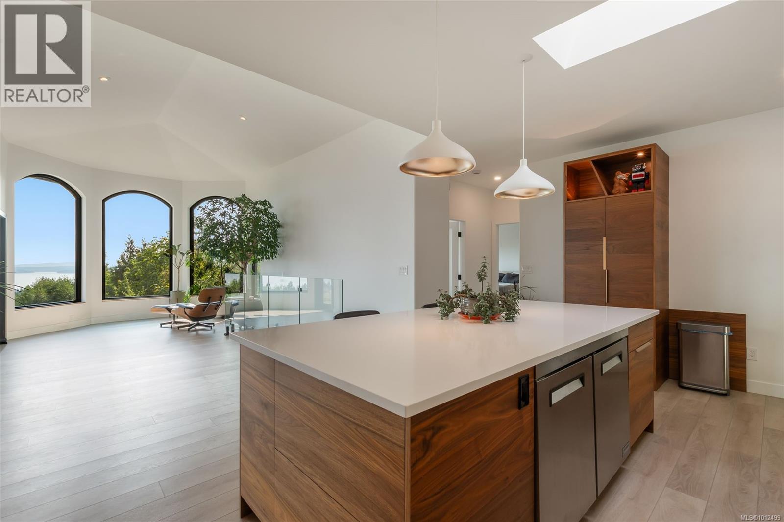 824 Craig Rd, Ladysmith