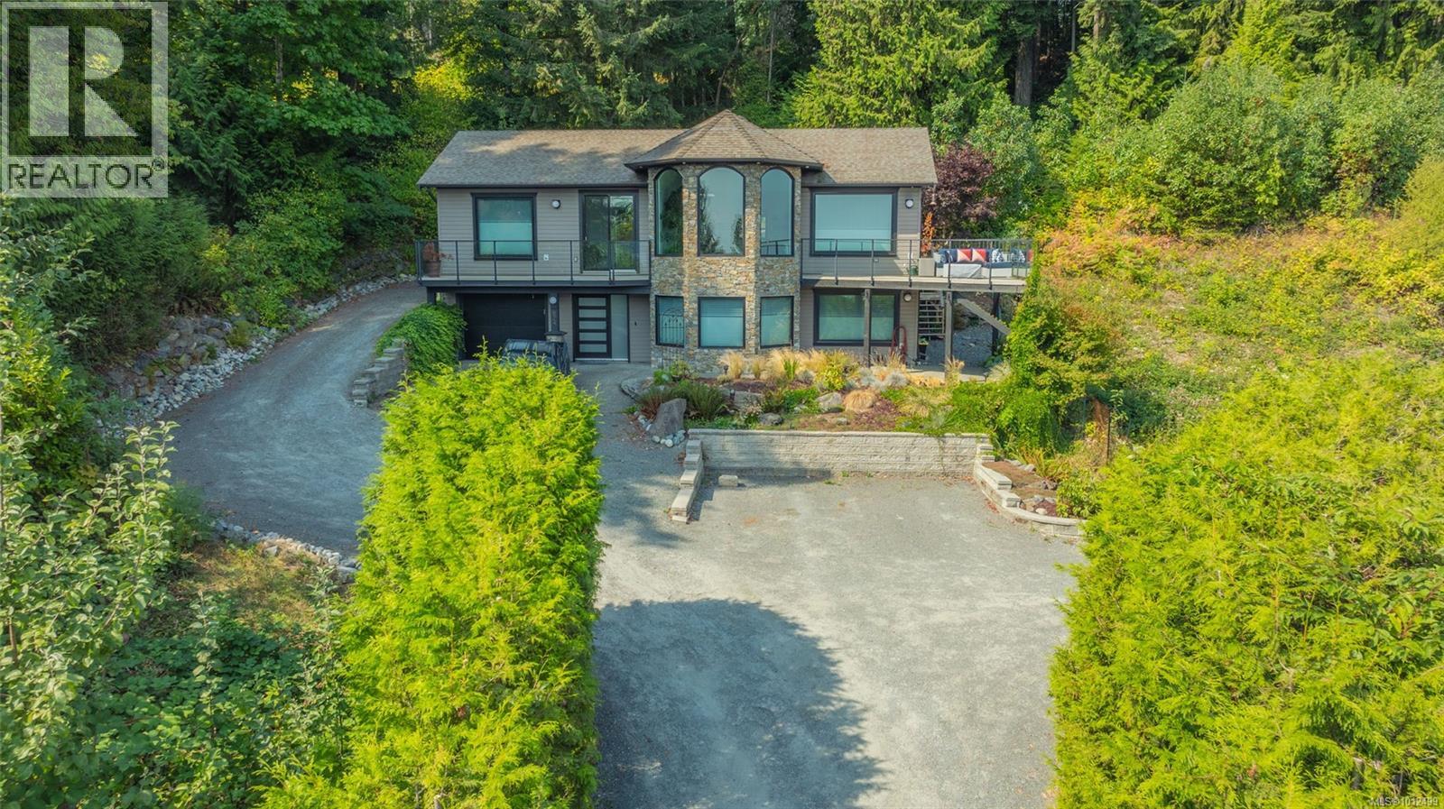 824 Craig Rd, Ladysmith