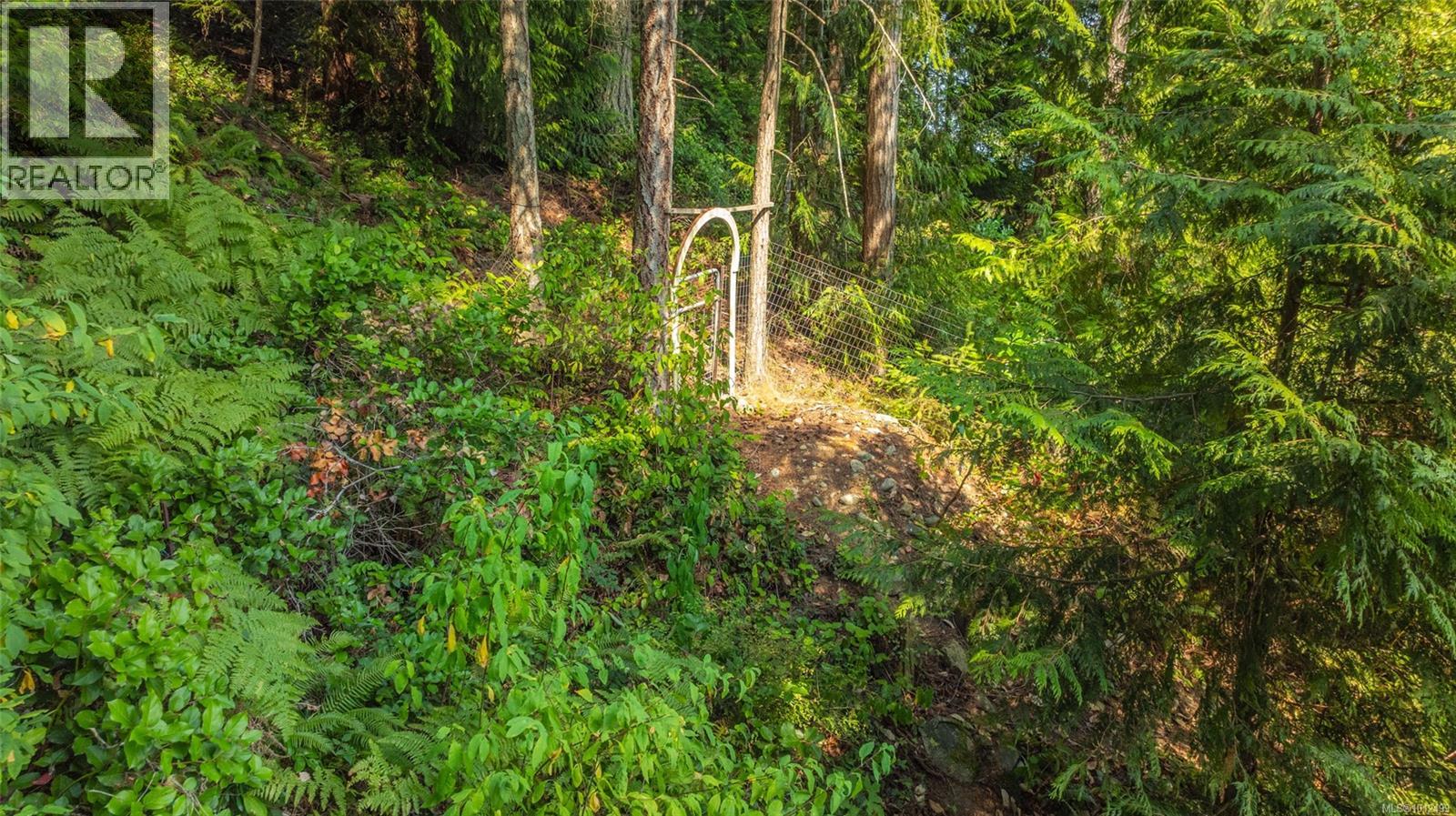 824 Craig Rd, Ladysmith