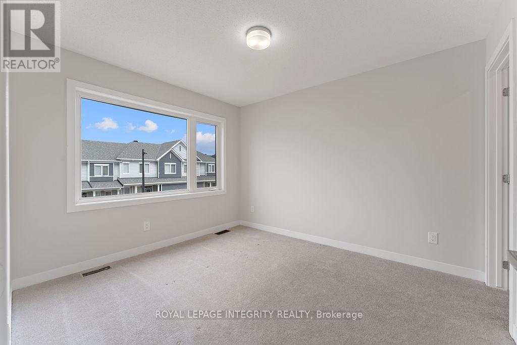 Photo 13 of 255 Falsetto Street, Ottawa ON