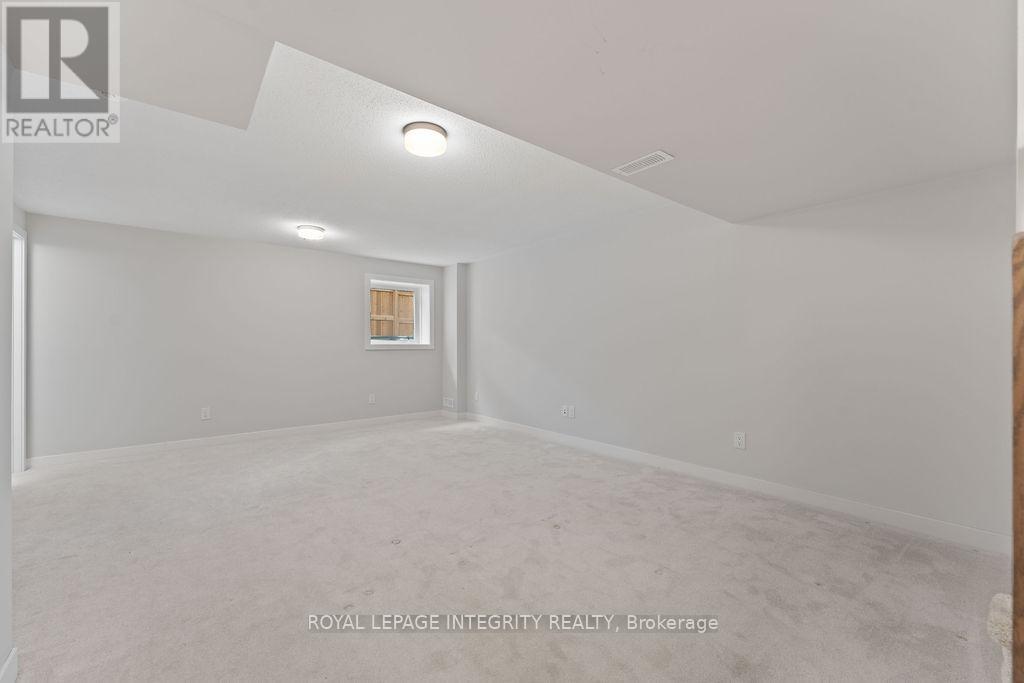 Photo 24 of 255 Falsetto Street, Ottawa ON