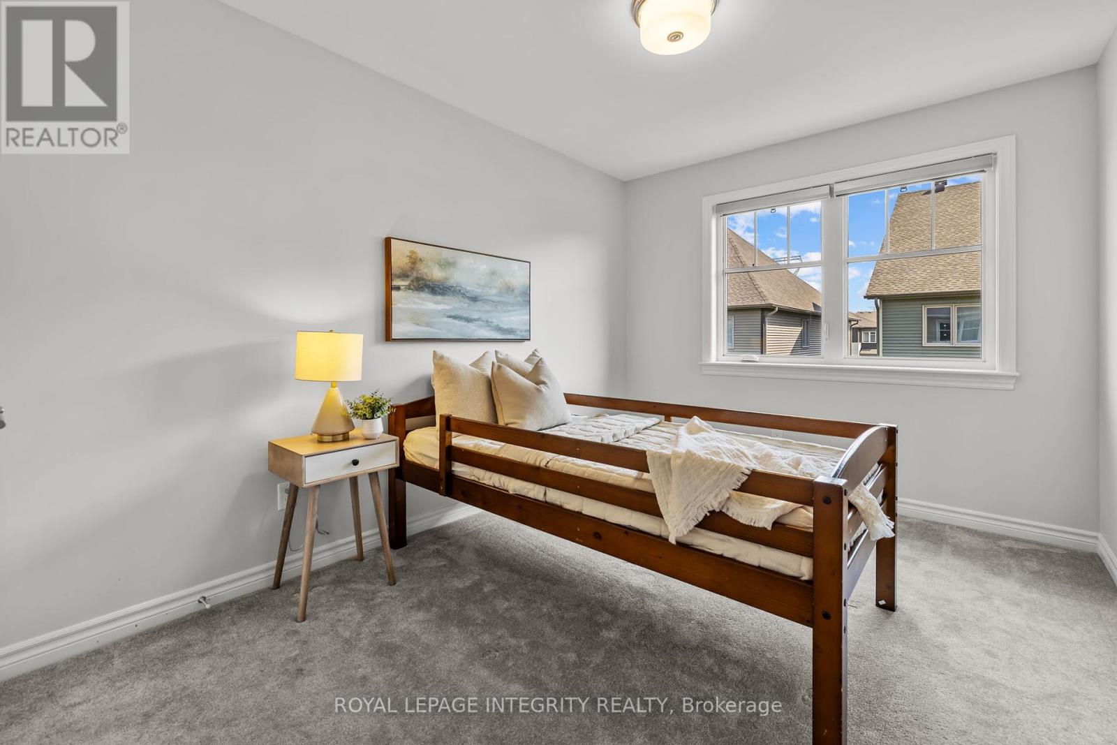 Photo 26 of 98 Jardiniere Street, Ottawa ON