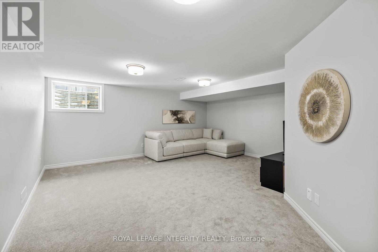 Photo 30 of 98 Jardiniere Street, Ottawa ON