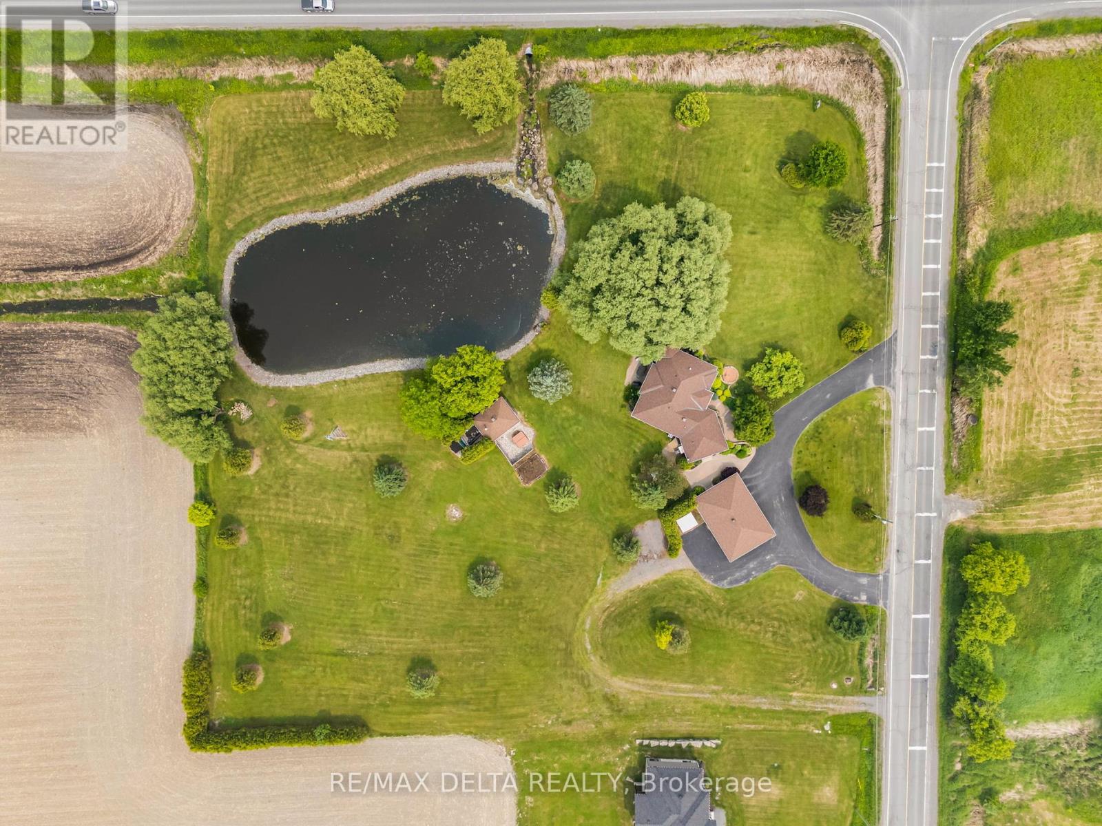 Photo 35 of 1819 Baseline Road, Clarencerockland ON