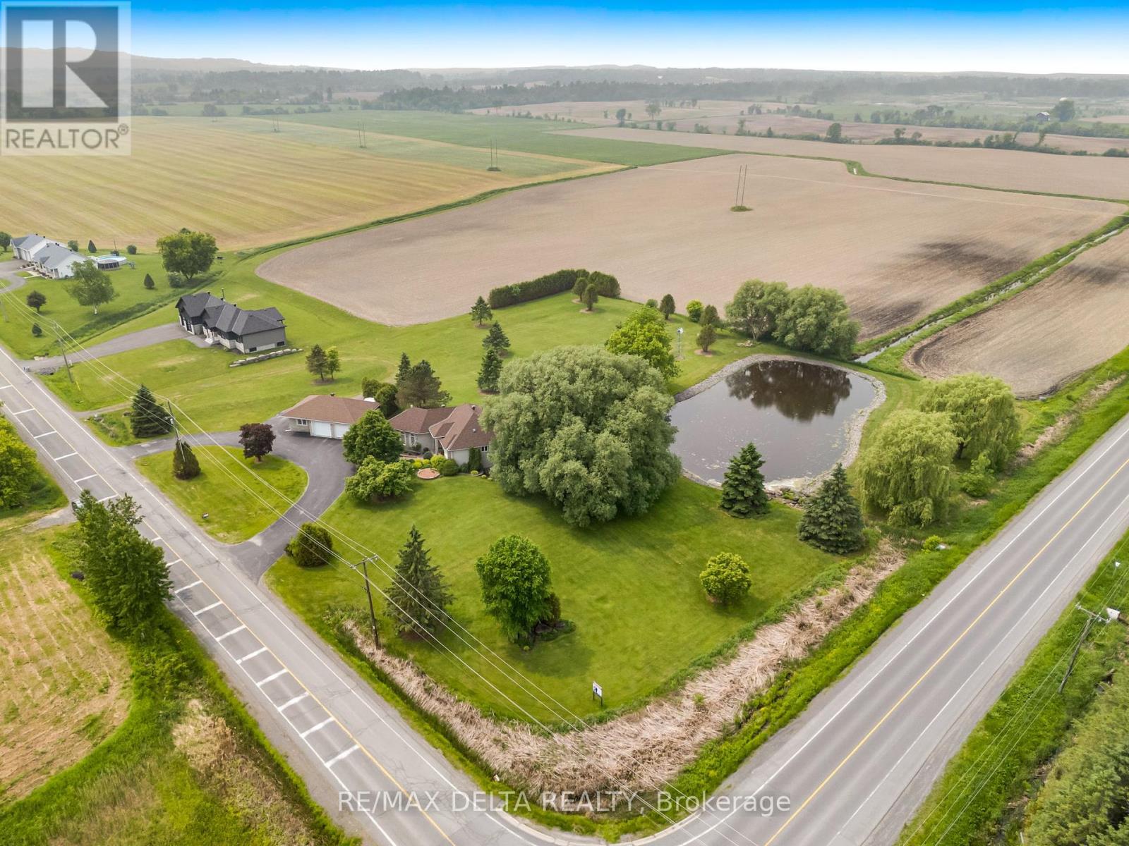 Photo 7 of 1819 Baseline Road, Clarencerockland ON