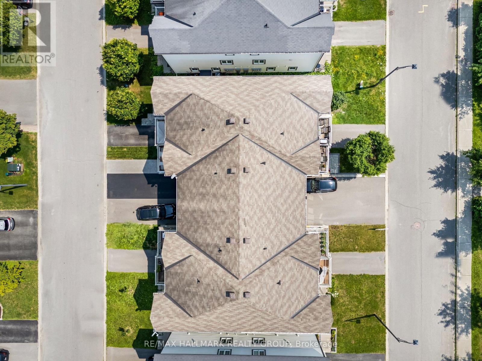 Photo 27 of 110 Sunshine Crescent, Ottawa ON
