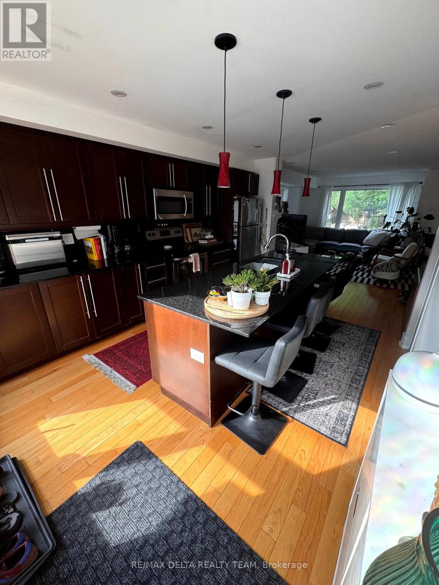 Photo 6 of A 278 Booth Street, Ottawa ON