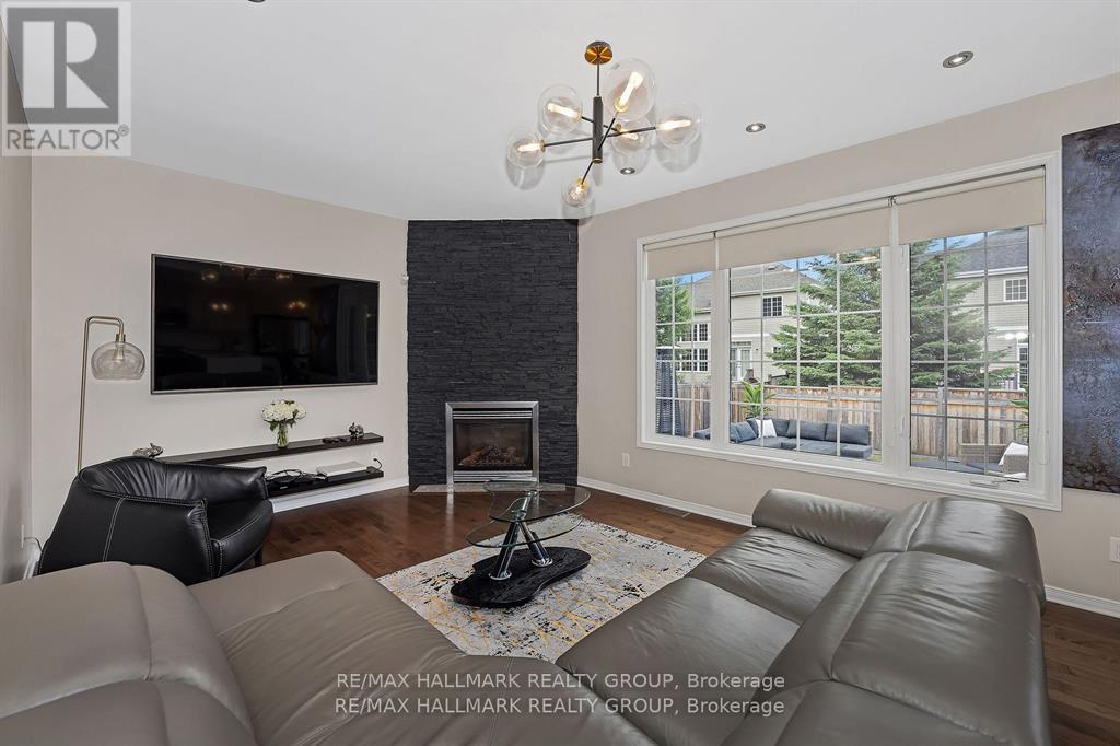 Photo 19 of 137 Stedman Street, Ottawa ON