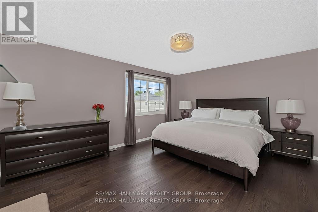 Photo 29 of 137 Stedman Street, Ottawa ON