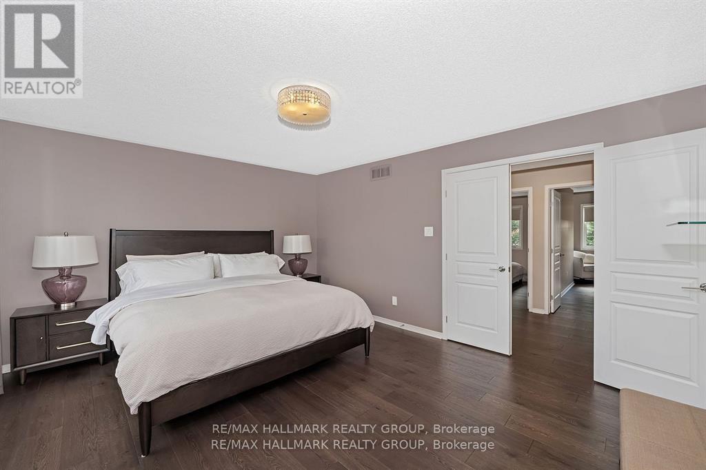 Photo 30 of 137 Stedman Street, Ottawa ON
