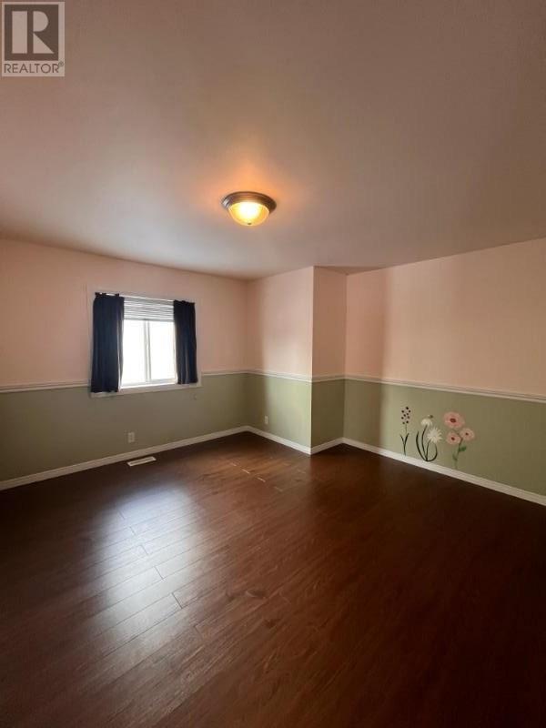 Photo 15 of 209 Algoma St, Nakina ON