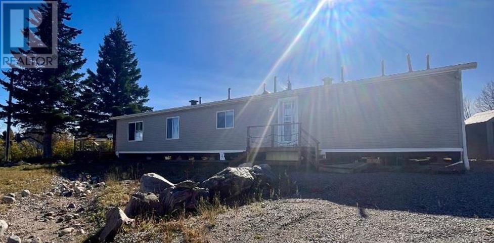 Photo 23 of 209 Algoma St, Nakina ON
