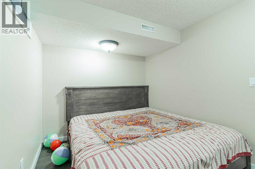 Single Family House Bungalow for Sale in  Castlegrove Road NE Castleridge Calgary 