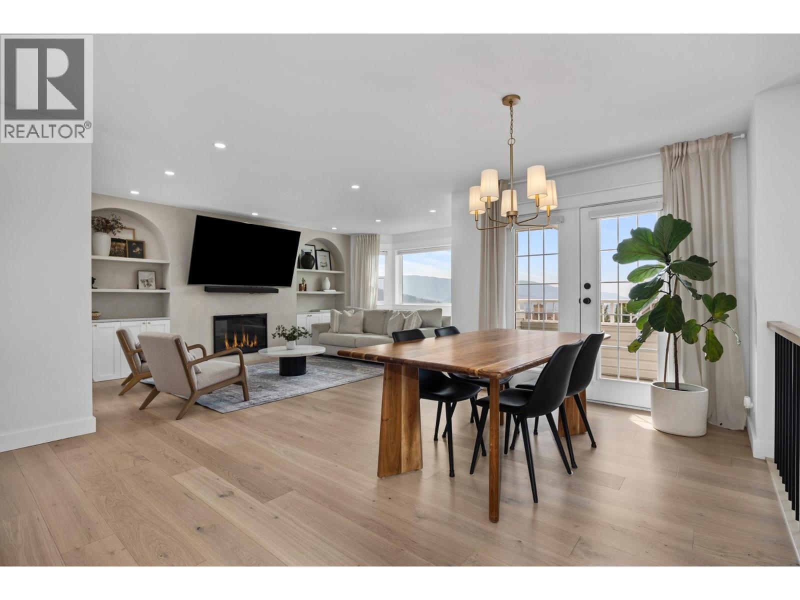Photo 8 of 6749 Foothills Drive, Vernon BC