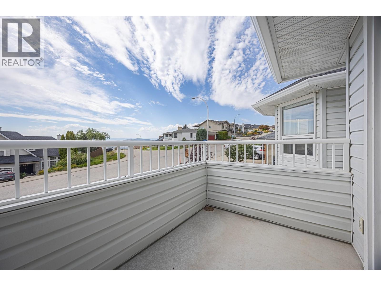 Photo 12 of 6749 Foothills Drive, Vernon BC