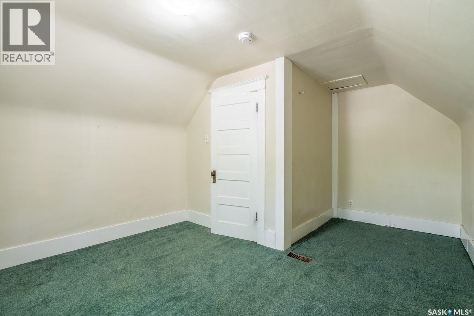 Photo 30 of 2228 Montague Street, Regina SK