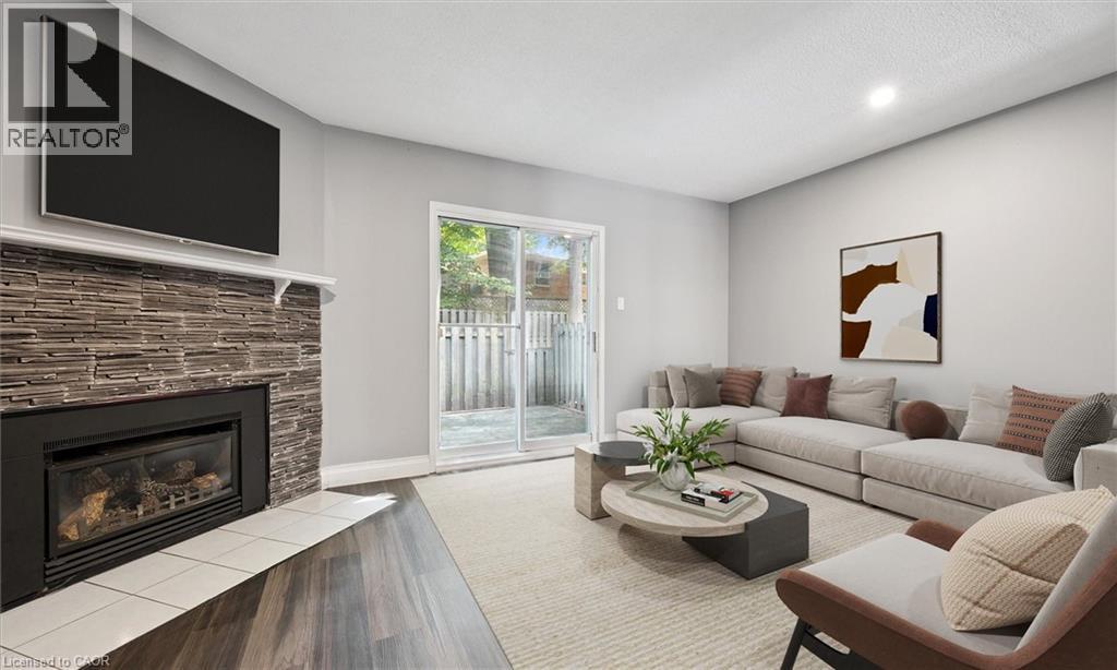 Photo 7 of 219 Kingswood Drive Unit 18, Kitchener ON