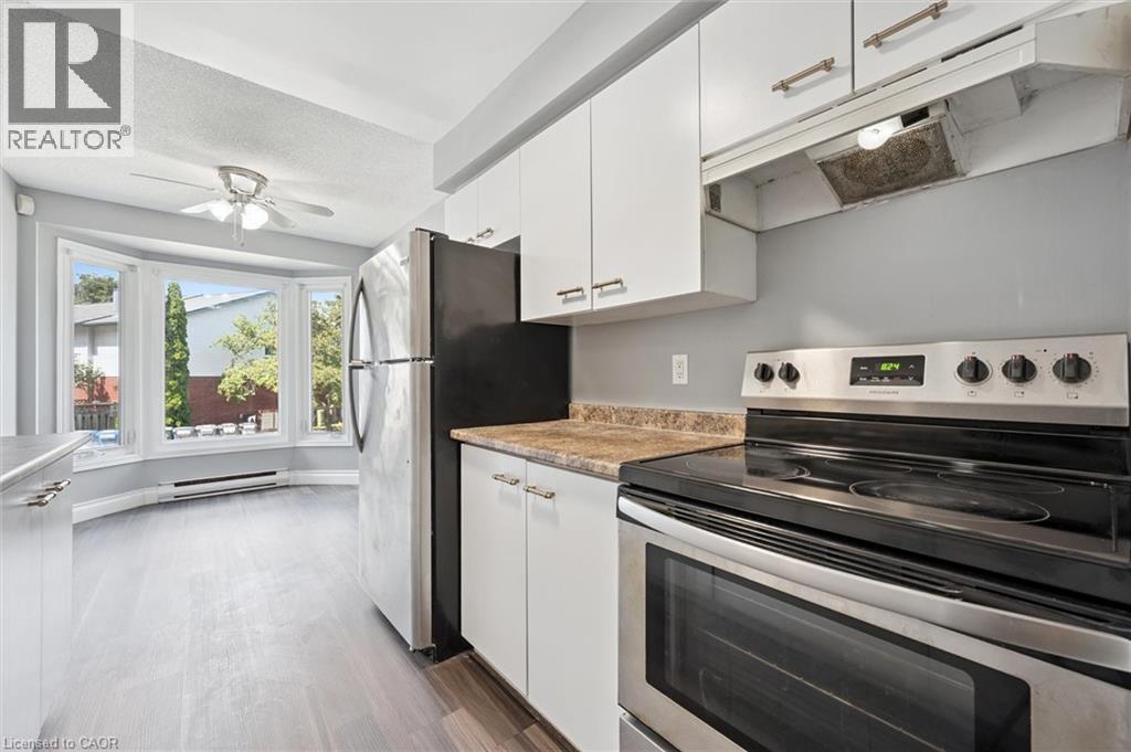 Photo 14 of 219 Kingswood Drive Unit 18, Kitchener ON