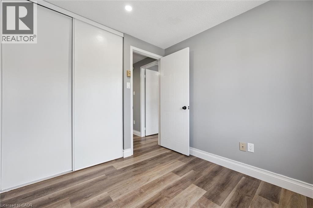 Photo 17 of 219 Kingswood Drive Unit 18, Kitchener ON