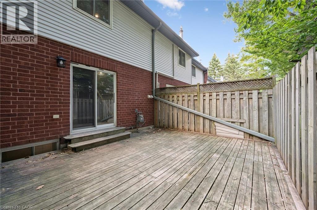 Photo 33 of 219 Kingswood Drive Unit 18, Kitchener ON
