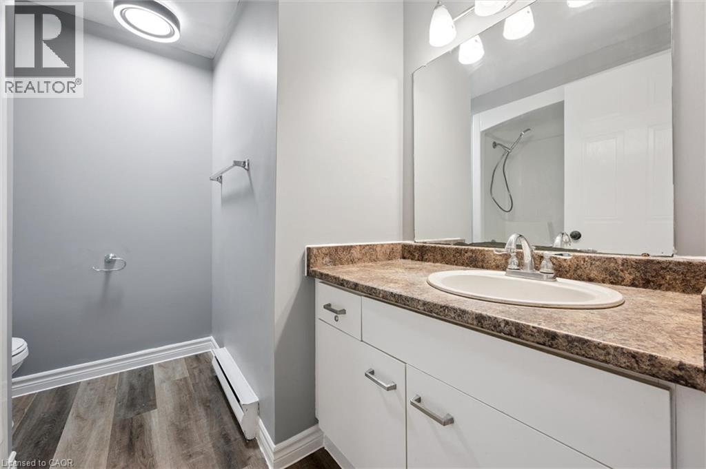 Photo 20 of 219 Kingswood Drive Unit 18, Kitchener ON