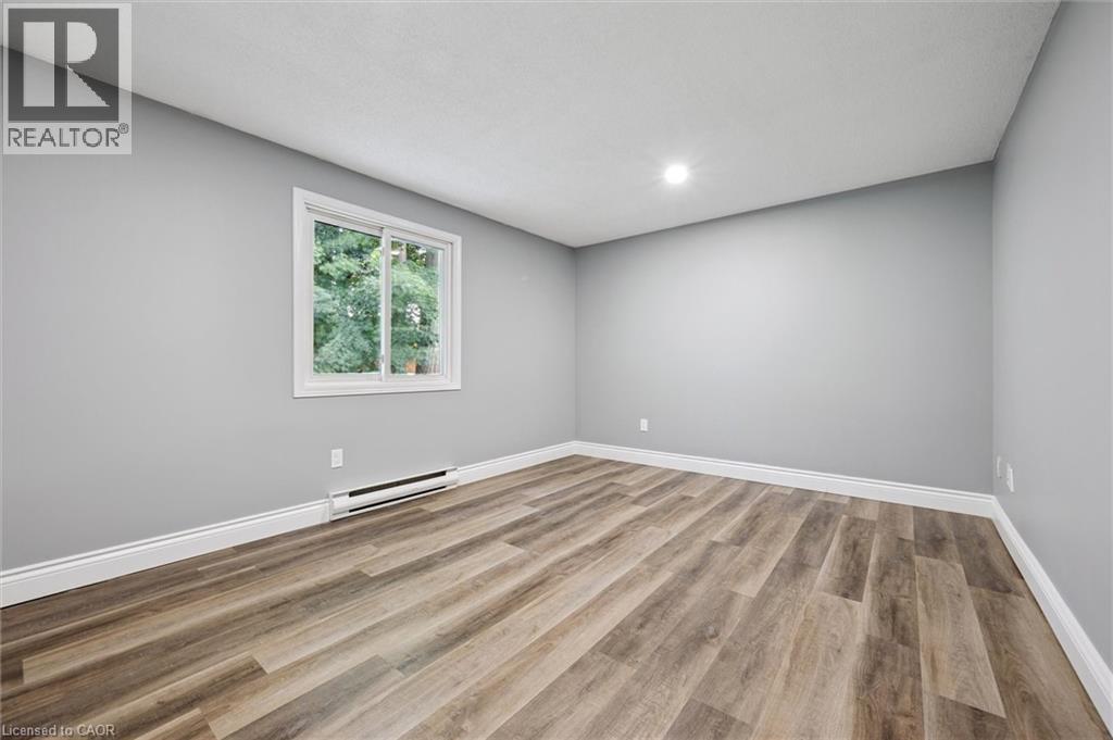 Photo 22 of 219 Kingswood Drive Unit 18, Kitchener ON