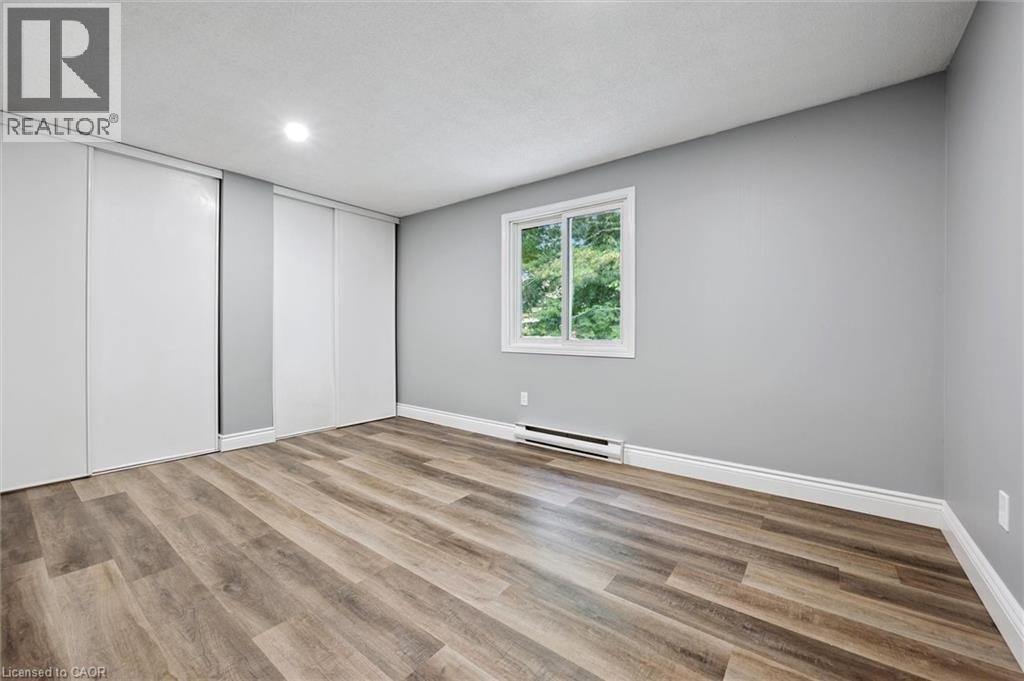 Photo 24 of 219 Kingswood Drive Unit 18, Kitchener ON