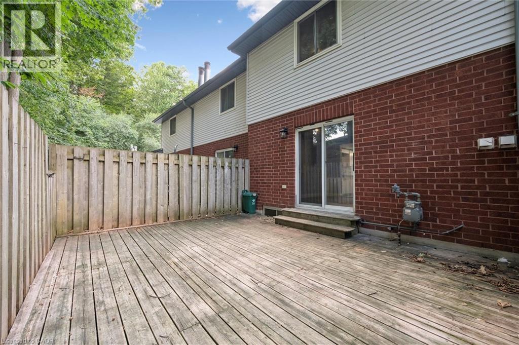 Photo 34 of 219 Kingswood Drive Unit 18, Kitchener ON