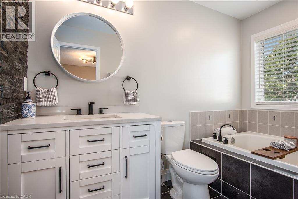Photo 25 of 110 Highland Road E Unit 86, Kitchener ON