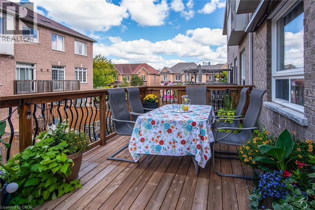 Photo 5 of 110 Highland Road E Unit 86, Kitchener ON