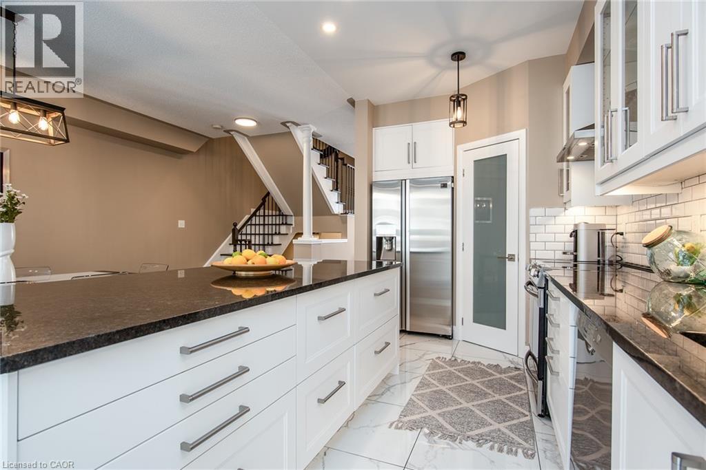 Photo 17 of 110 Highland Road E Unit 86, Kitchener ON