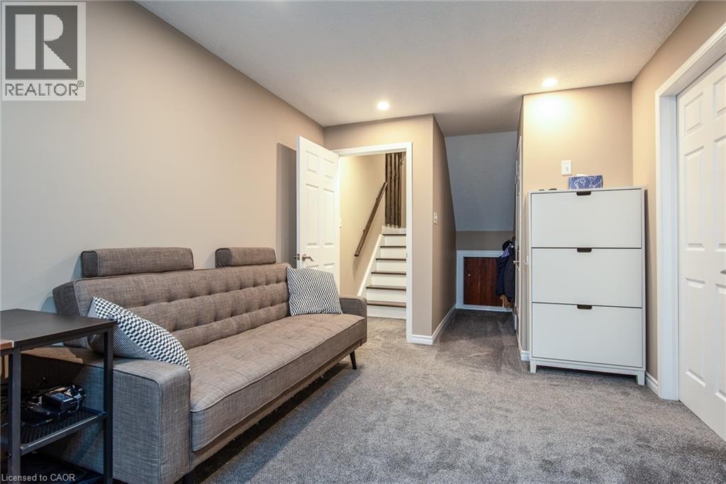 Photo 36 of 110 Highland Road E Unit 86, Kitchener ON
