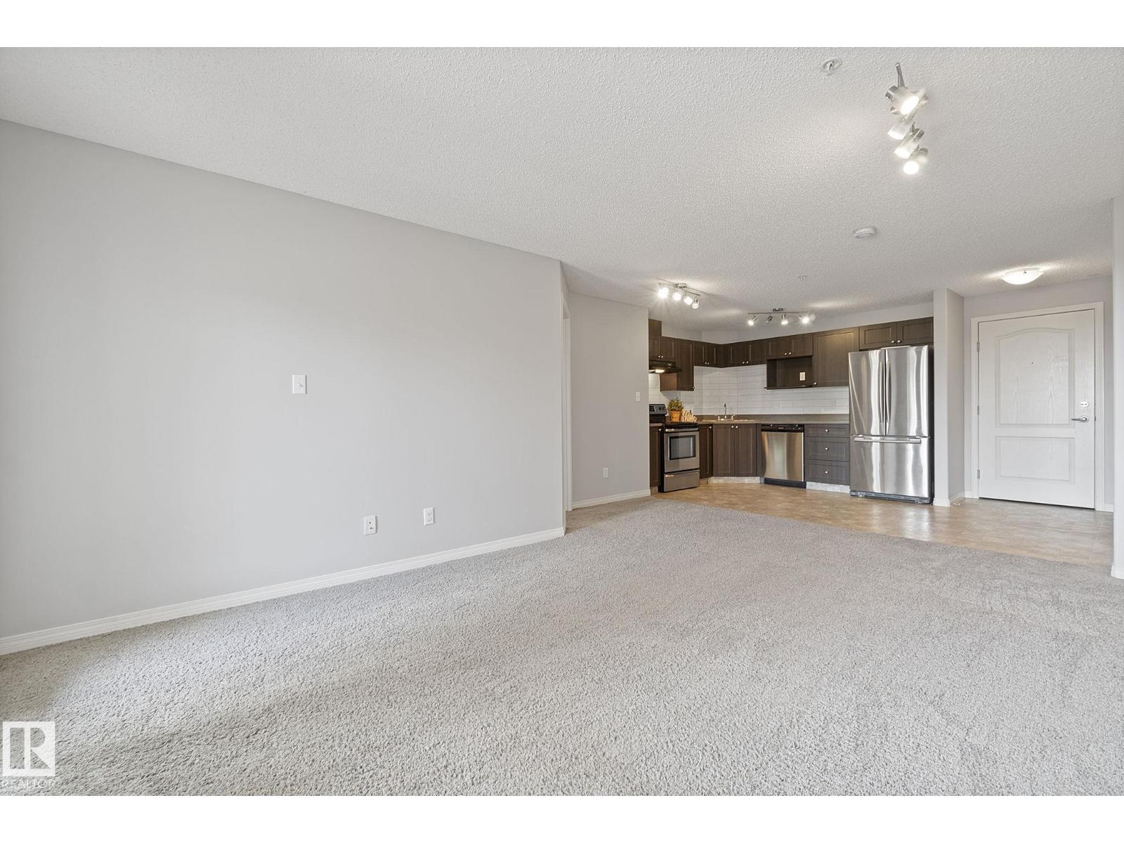 Photo 13 of 214 1520 Hammond Gate Ga Nw, Edmonton AB